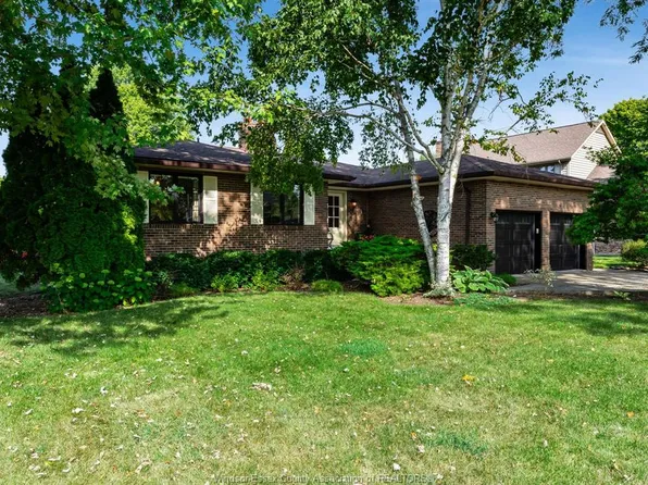 105 Pointe West Dr, Amherstburg, ON N9V 3P1