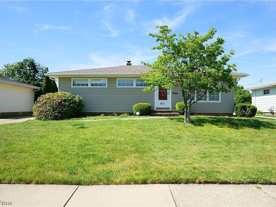 1st image of 651 E Parkleigh Dr