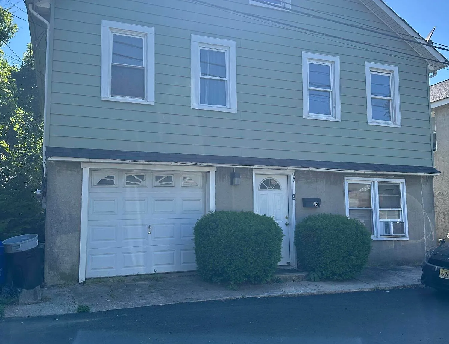 3 bed, 1560 sqft, $3,150 — Photo 1