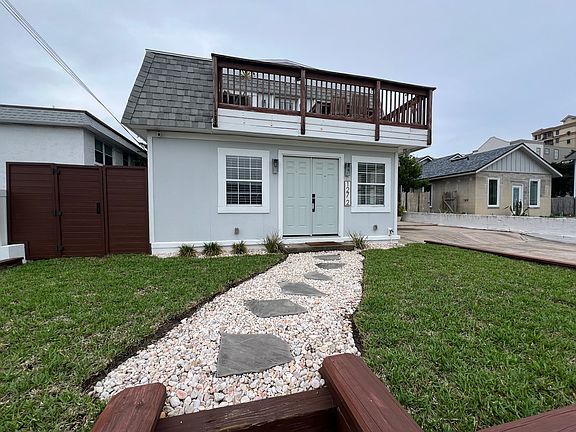 2nd image of 127 12th Ave N #2