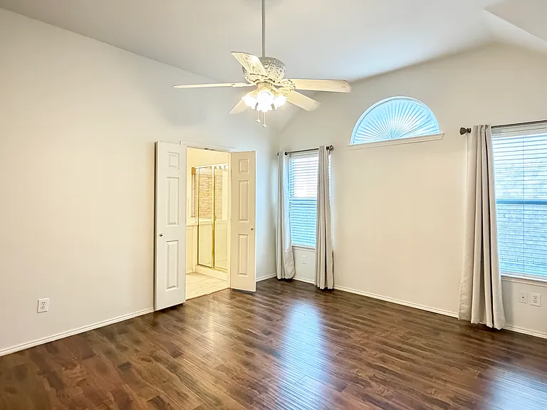 5809 Pine Meadow Ln — Photo 13