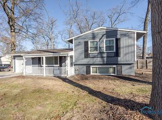 6645 Charlesgate Rd, Sylvania, OH 43560