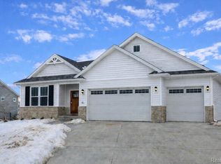 659 Round Rock Dr, Howell, MI 48843