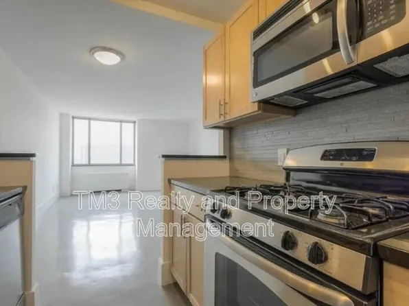 600 E 8th St #Ts, Kansas City, MO 64106
