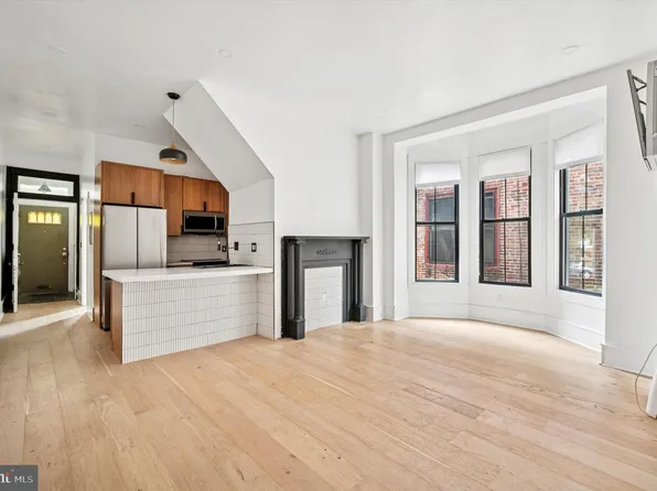 4923 Warrington Ave, Philadelphia, PA 19143