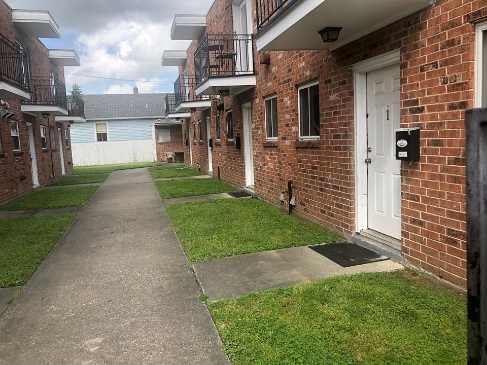 1st image of 3001 Grand Rte Saint John St APT 1