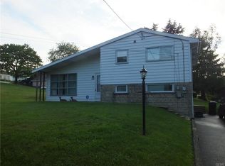 7348 1st St, Slatington, PA 18080