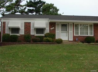 10441 Tanner Dr, Saint Louis, MO 63136