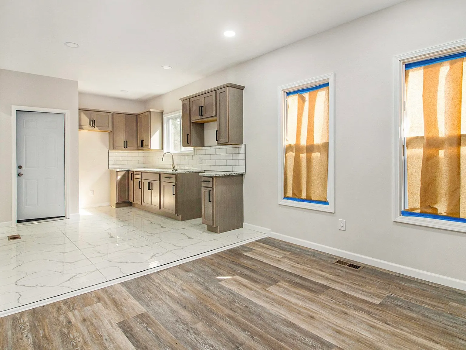 4 bed, 1266 sqft, $1,600 — Photo 2