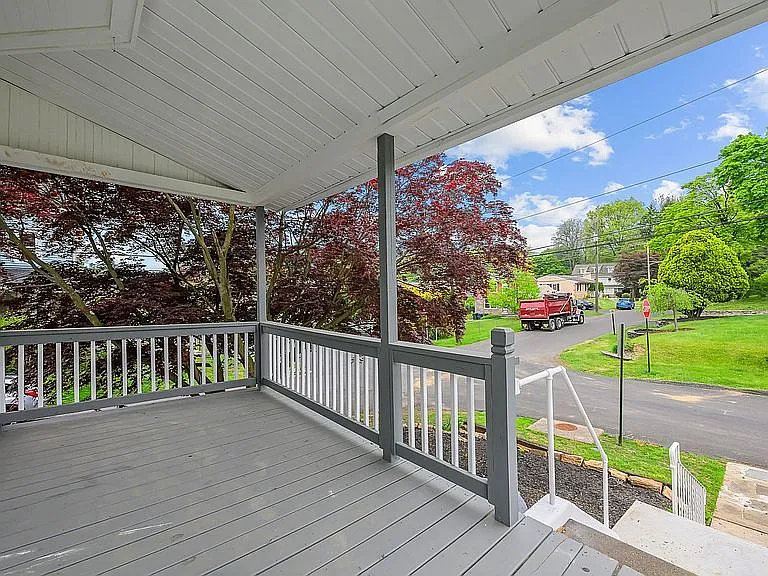 401 Cadwalader Ave — Photo 3