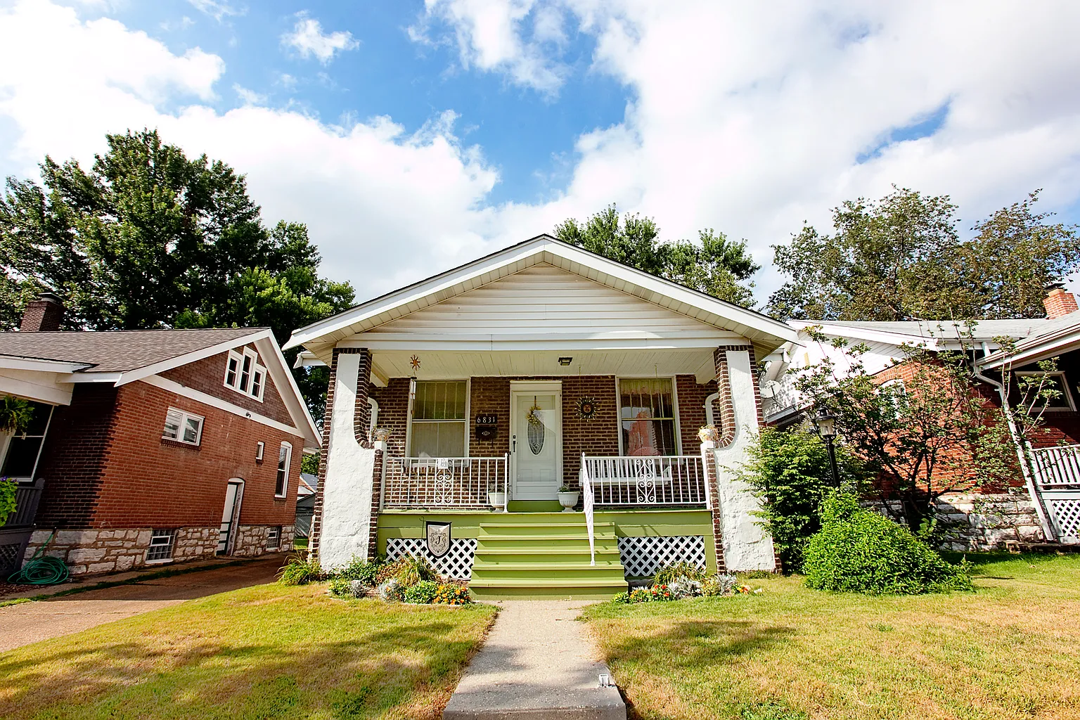 6831 Marquette Ave photo 1