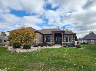 2500 Cliff Rd, Burlington, IA 52601