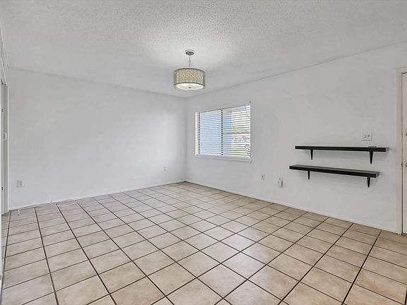 4th image of 1203 68th Avenue Dr W #15