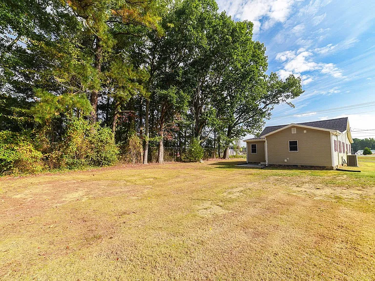 23977 Point Lookout Rd — Photo 6
