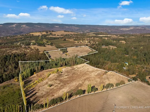 Root Rd, Mosier, OR 97040