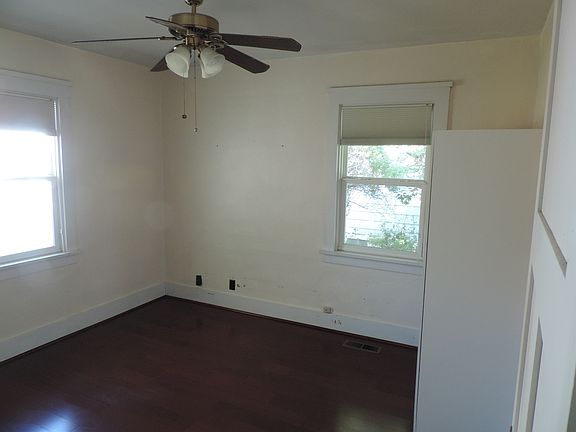 5th image of 594 W Flaming Gorge Way