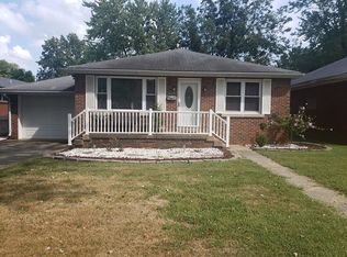 1805 Olive St, Highland, IL 62249