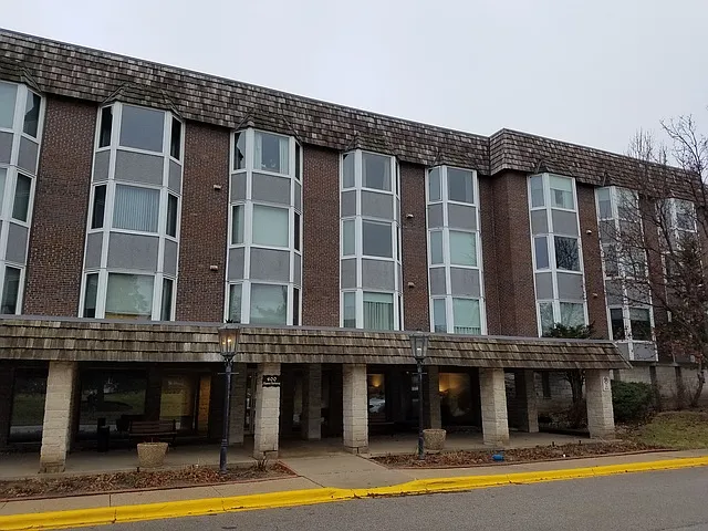 400 Thames Pkwy #51F photo 1