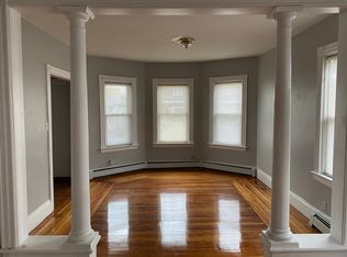 758 Park Ave, Cranston, RI 02910