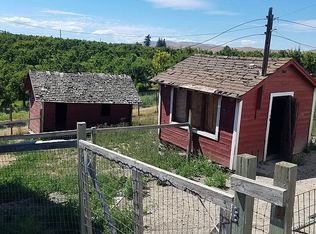 71 McKee Rd, Selah, WA 98942