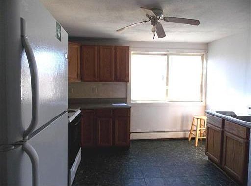 2nd image of 11 Southbridge Street Ct