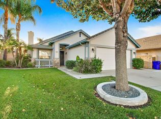 5575 Bridle Ct, Fontana, CA 92336