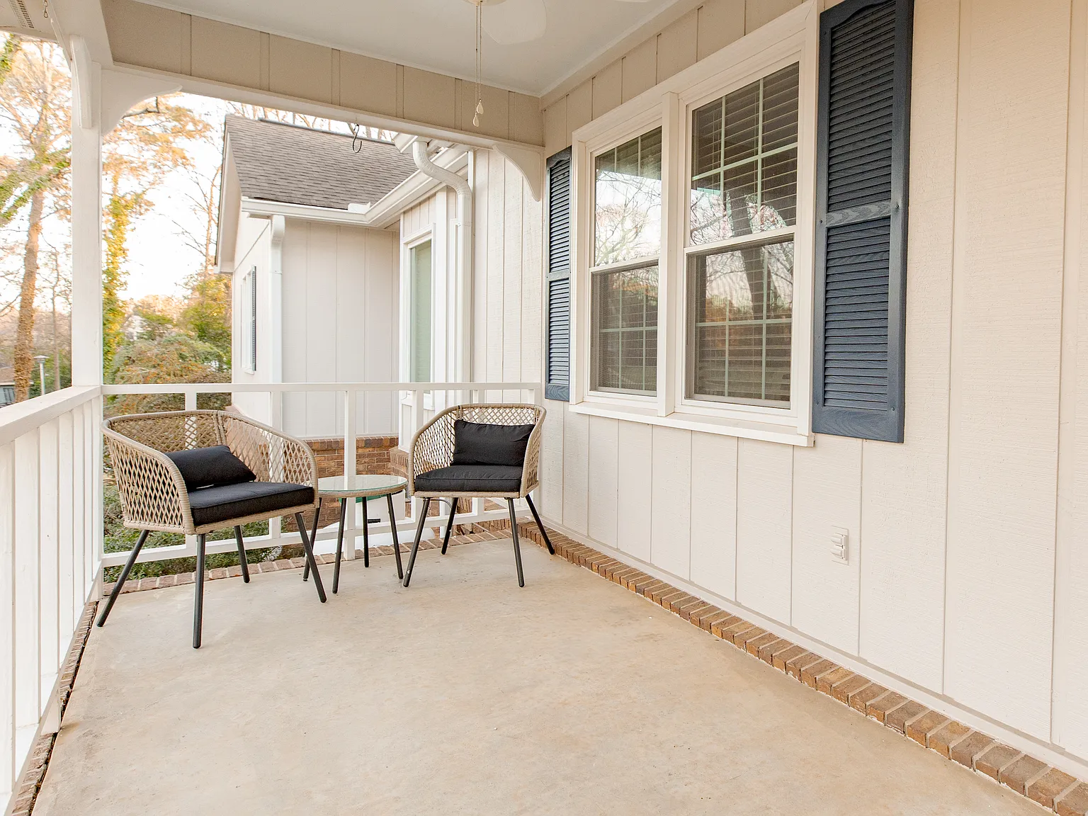 3 bed, 2377 sqft, $3,800 — Photo 4