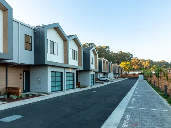 105 Darlington Ln, Soquel, CA 95073