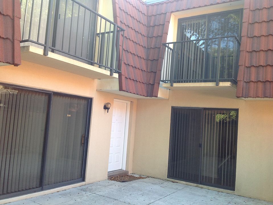 Private courtyard