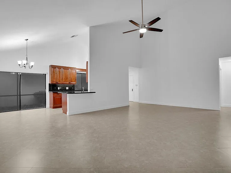 112 Inner Harbour Way — Photo 10