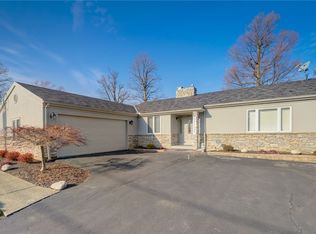 5992 Cedarwood Rd, Mentor On The Lake, OH 44060