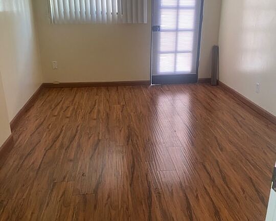 4th image of 245 S Thurston Ave #3