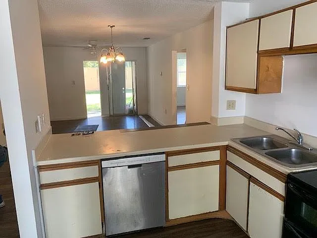 2169 SW 80th Ter #2169 — Photo 3