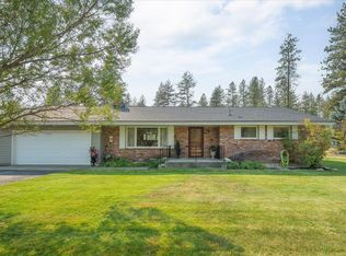 27415 N Bear Lake Rd, Chattaroy, WA 99003