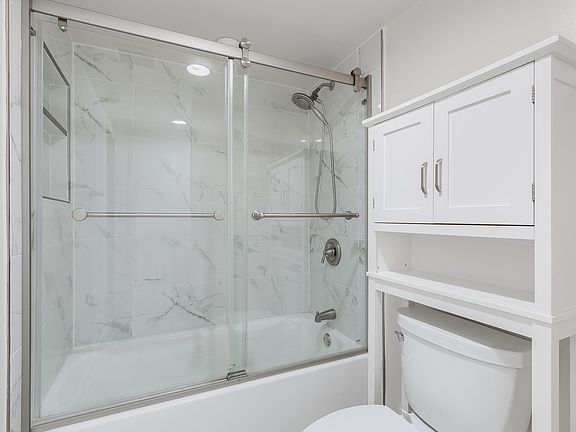 2nd image of 8380 Greensboro Dr APT 909