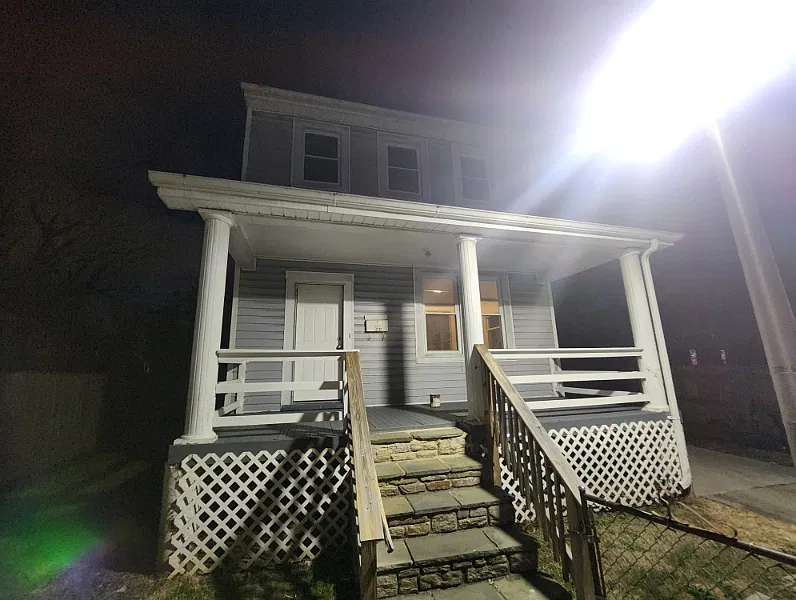 2 bed, 1248 sqft, $1,500 — Photo 2