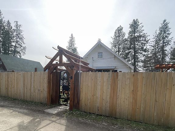 5th image of 131 Electric Ave