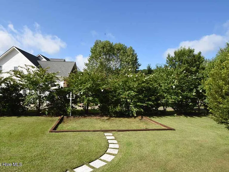 1129 Scarlet Oak Dr — Photo 38