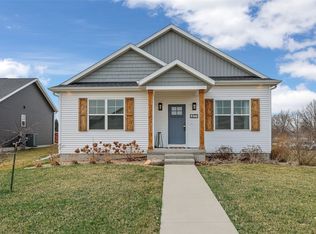 417 Ashton Dr NE, Mount Vernon, IA 52314