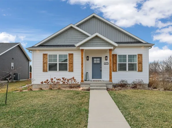 417 Ashton Dr NE, Mount Vernon, IA 52314