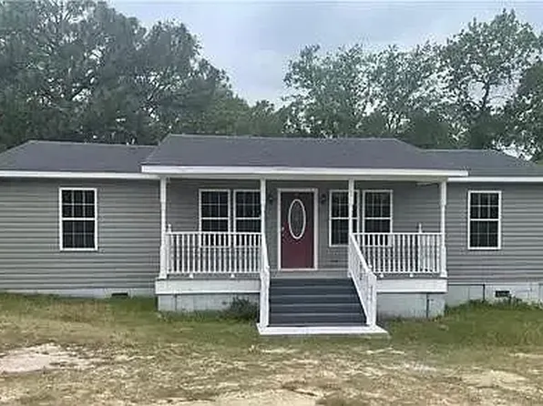 2037 Etters Ln, Cassatt, SC 29032