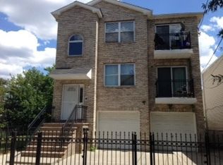 218 S 6th St, Newark, NJ 07103