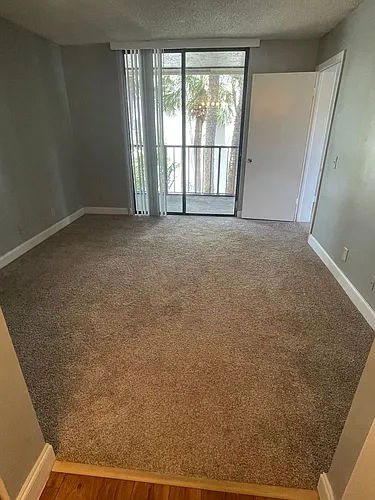 718 Executive Center Dr Photo 1