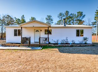 112 Travis Dr, Cameron, NC 28326