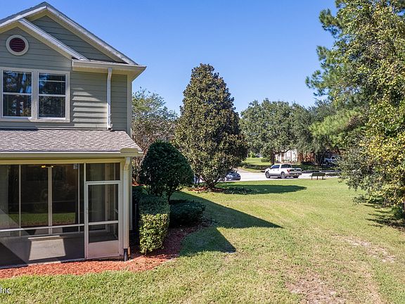 2nd image of 7001 ROUNDLEAF Drive