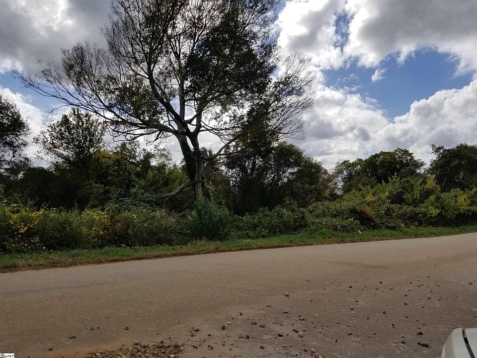 2nd image of Leonard Rd