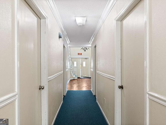 3rd image of 6851 Roswell Rd APT O28