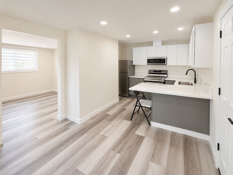 1st image of 6501 NE 16th Ave #B