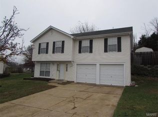 5330 Waltham Ct, High Ridge, MO 63049
