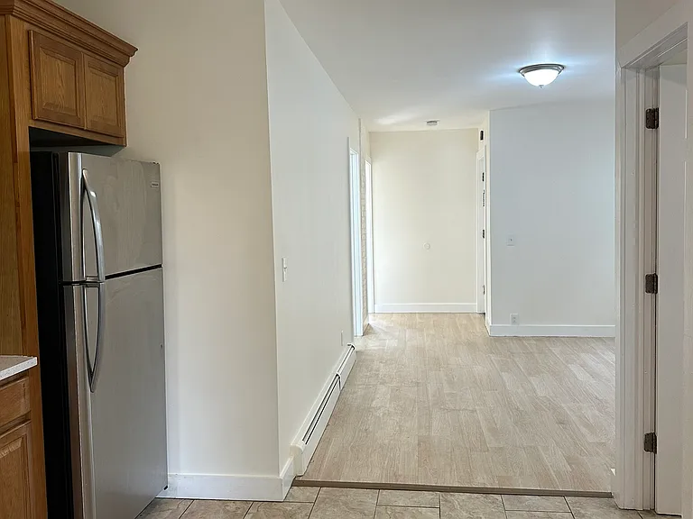 274 Cleveland St #2 — Photo 11